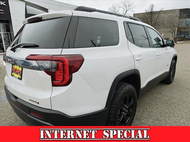 2023 GMC Acadia AT4