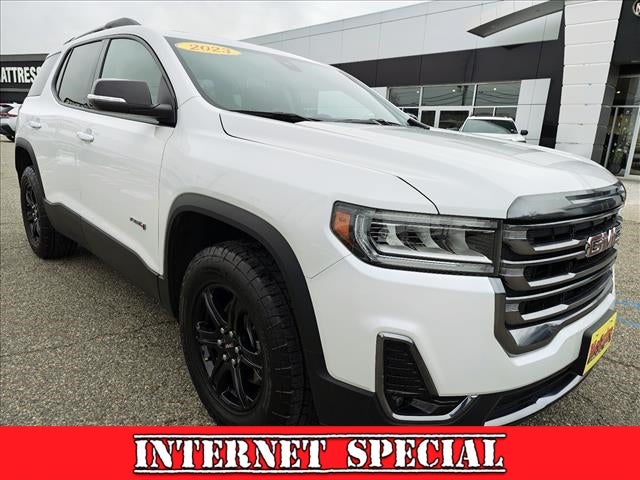 2023 GMC Acadia AT4