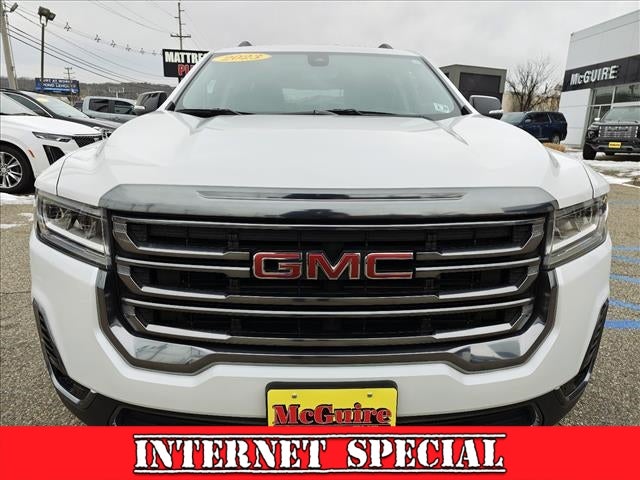 2023 GMC Acadia AT4