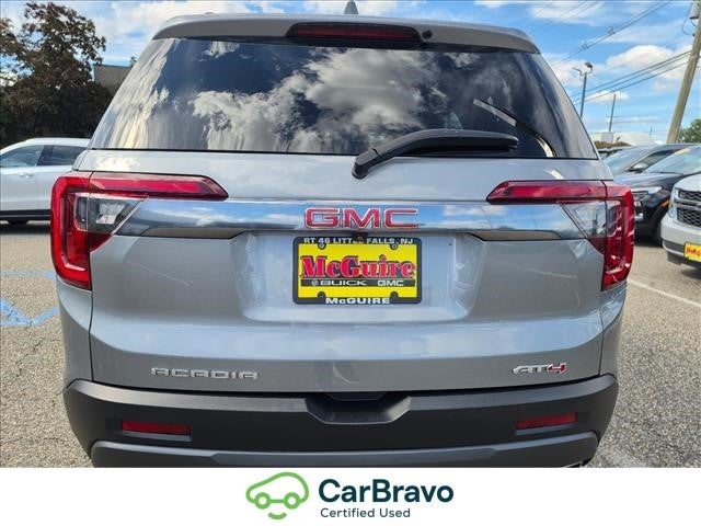 2023 GMC Acadia AT4