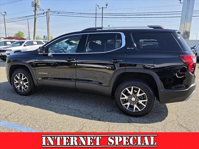 2023 GMC Acadia SLE