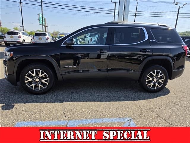 2023 GMC Acadia SLE
