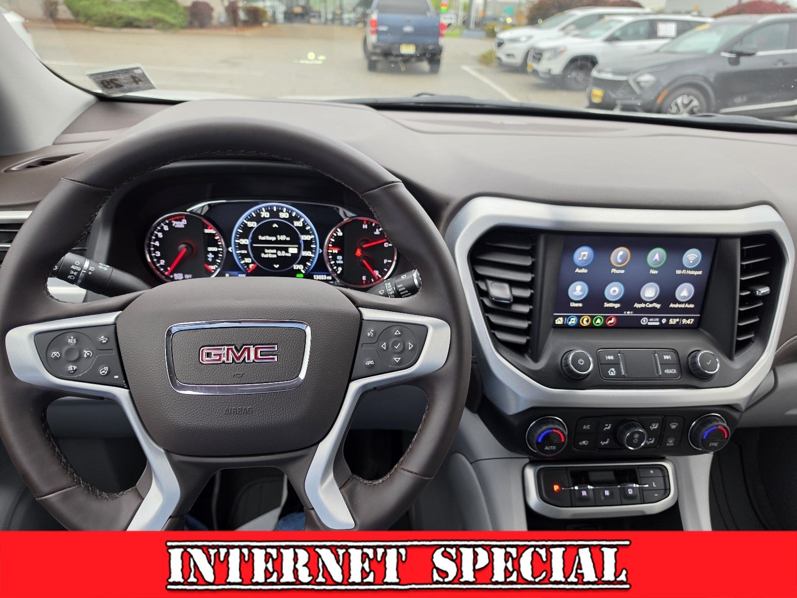 2023 GMC Acadia SLT