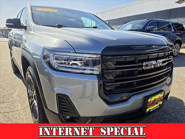 2023 GMC Acadia SLT