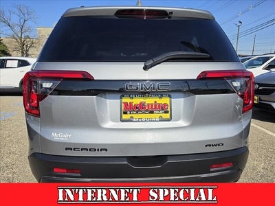 2023 GMC Acadia SLT