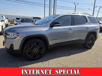 2023 GMC Acadia SLT
