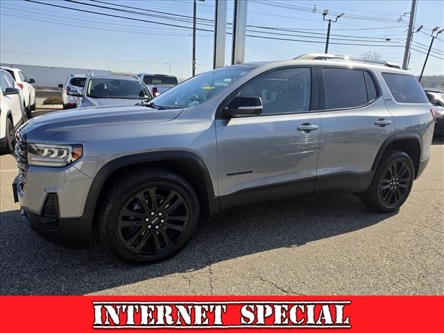 2023 GMC Acadia SLT