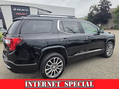 2023 GMC Acadia Denali