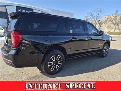 2023 GMC Yukon XL AT4