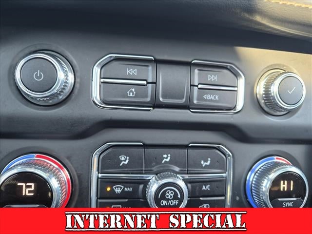 2023 GMC Yukon XL AT4