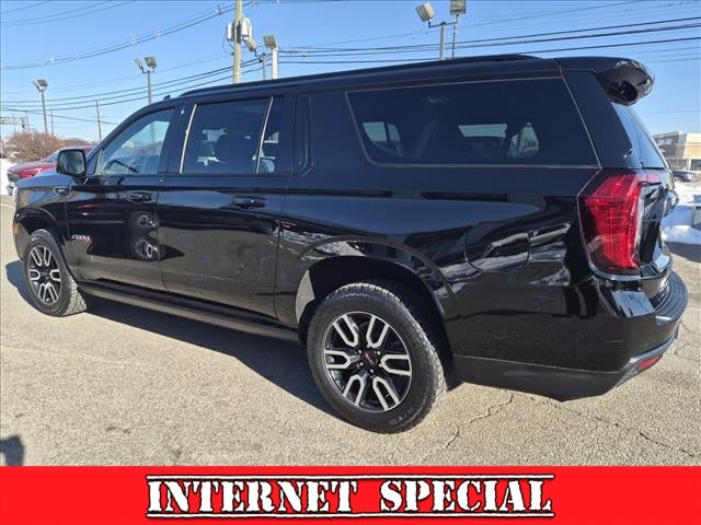 2023 GMC Yukon XL AT4