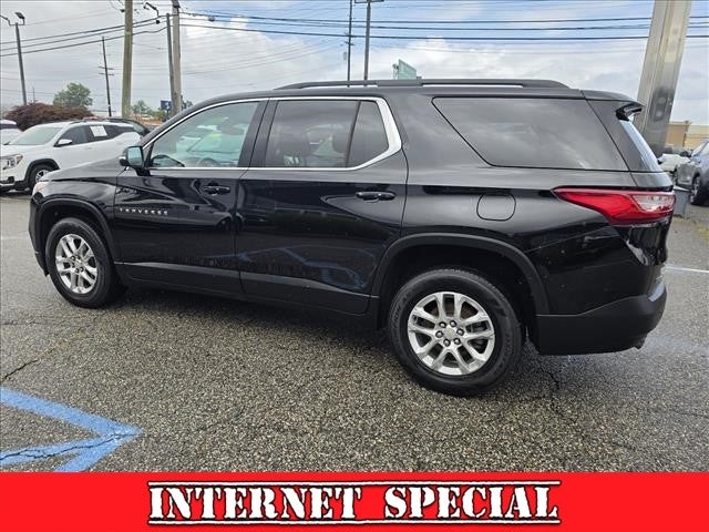 2021 Chevrolet Traverse LT Cloth