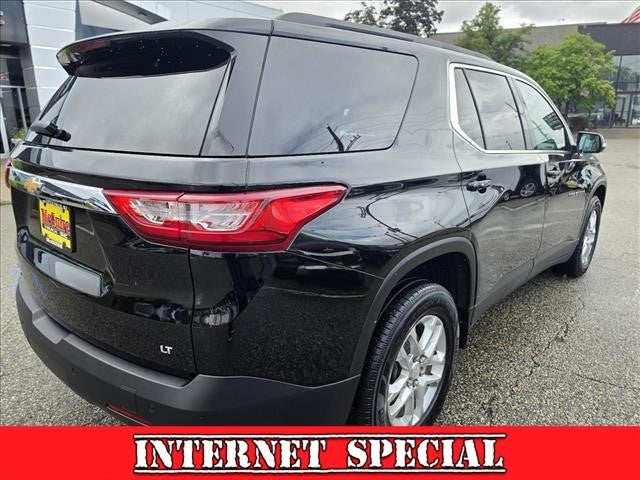 2021 Chevrolet Traverse LT Cloth