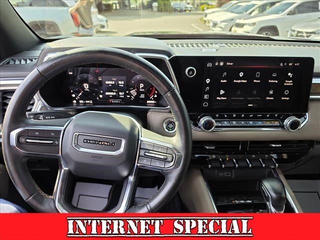 2023 GMC Canyon Denali