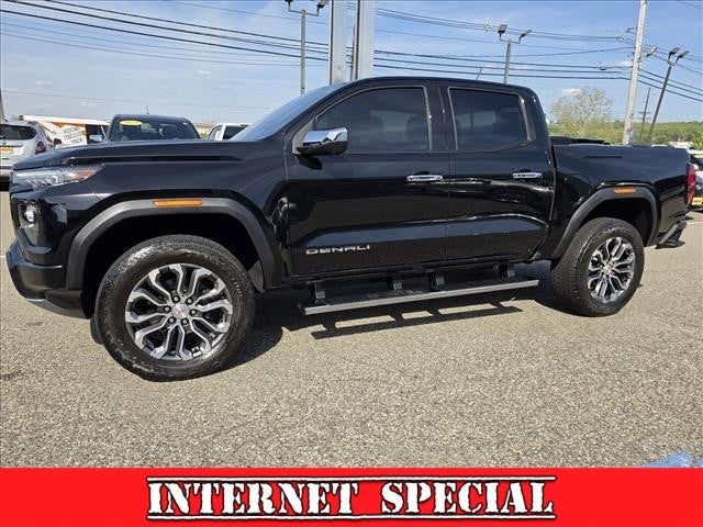 2023 GMC Canyon Denali
