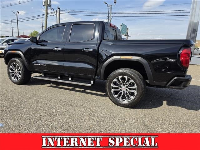 2023 GMC Canyon Denali