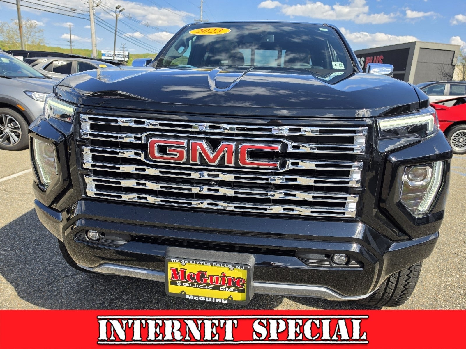 2023 GMC Canyon Denali
