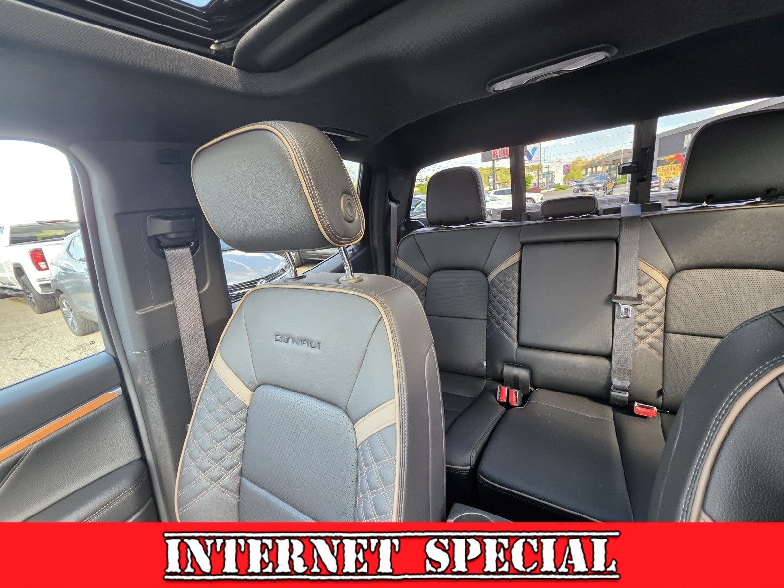 2023 GMC Canyon Denali