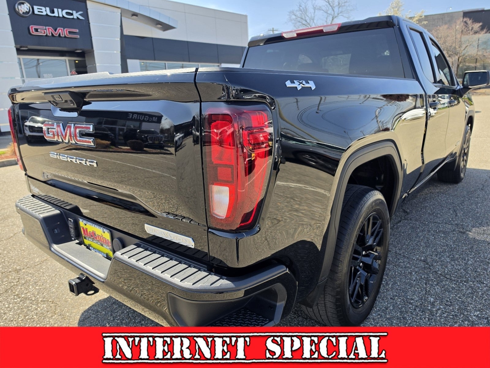 2023 GMC Sierra 1500 Elevation