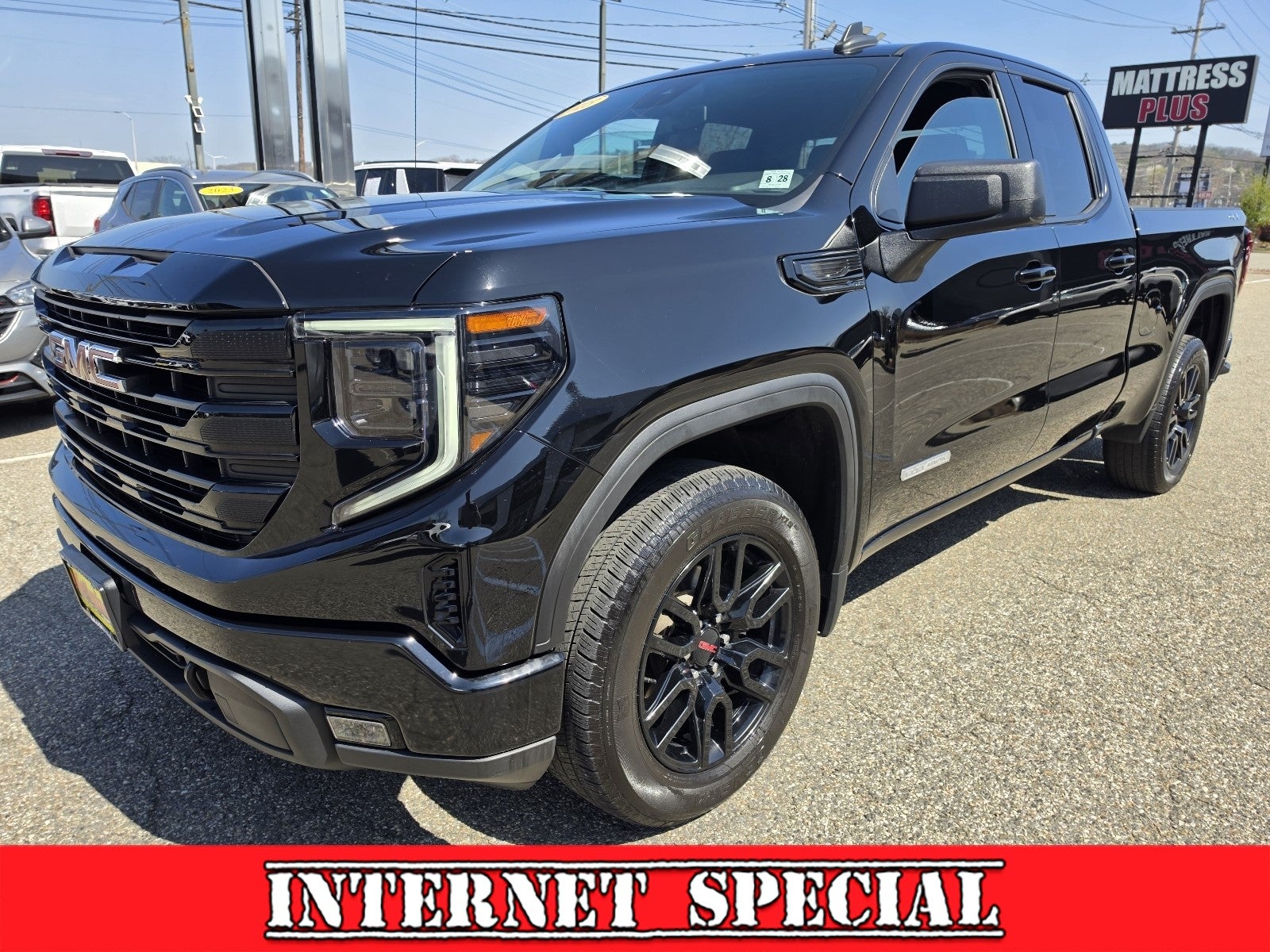 2023 GMC Sierra 1500 Elevation