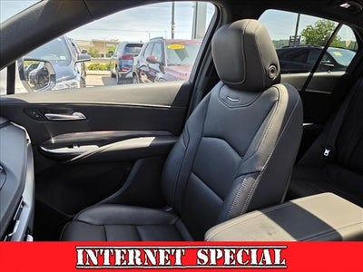 2024 Cadillac XT4 Premium Luxury