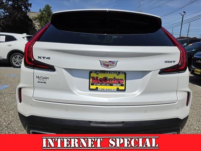2024 Cadillac XT4 Premium Luxury