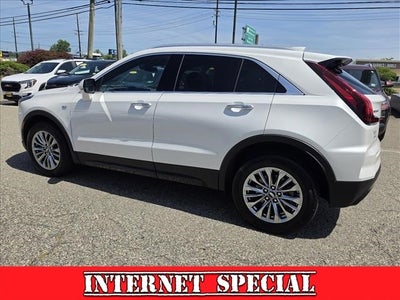 2024 Cadillac XT4 Premium Luxury