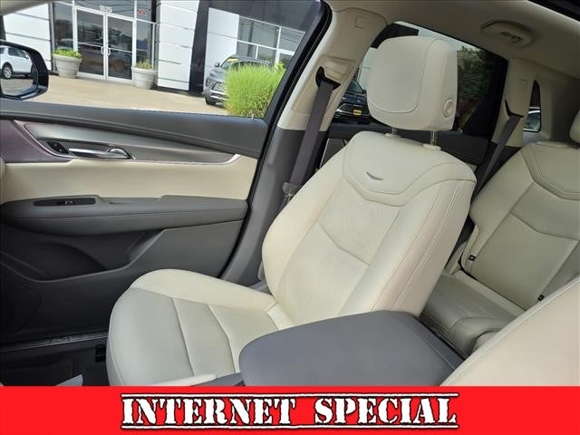 2023 Cadillac XT5 AWD Premium Luxury