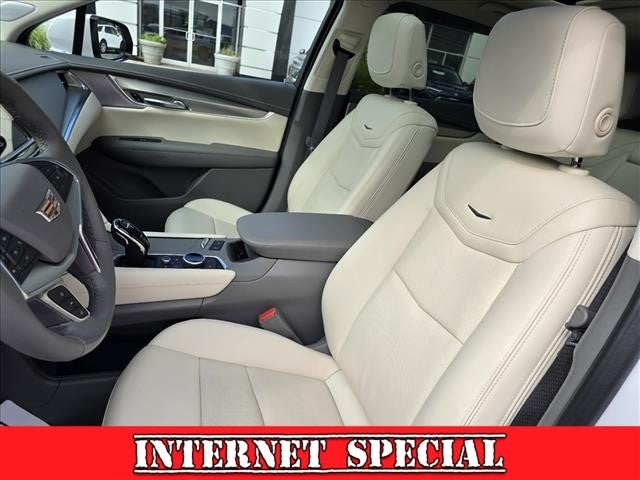 2023 Cadillac XT5 AWD Premium Luxury