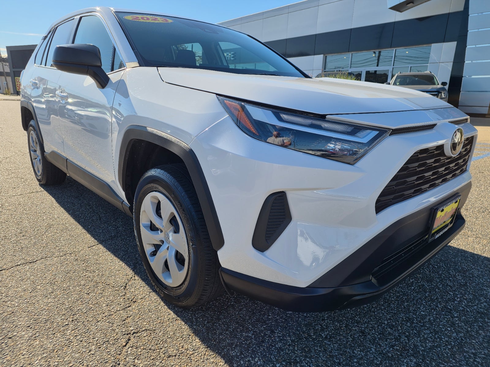 2023 Toyota RAV4 LE