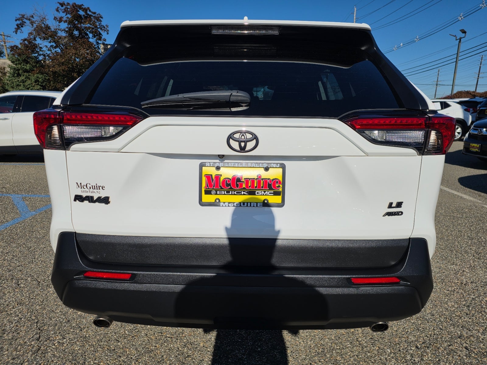 2023 Toyota RAV4 LE