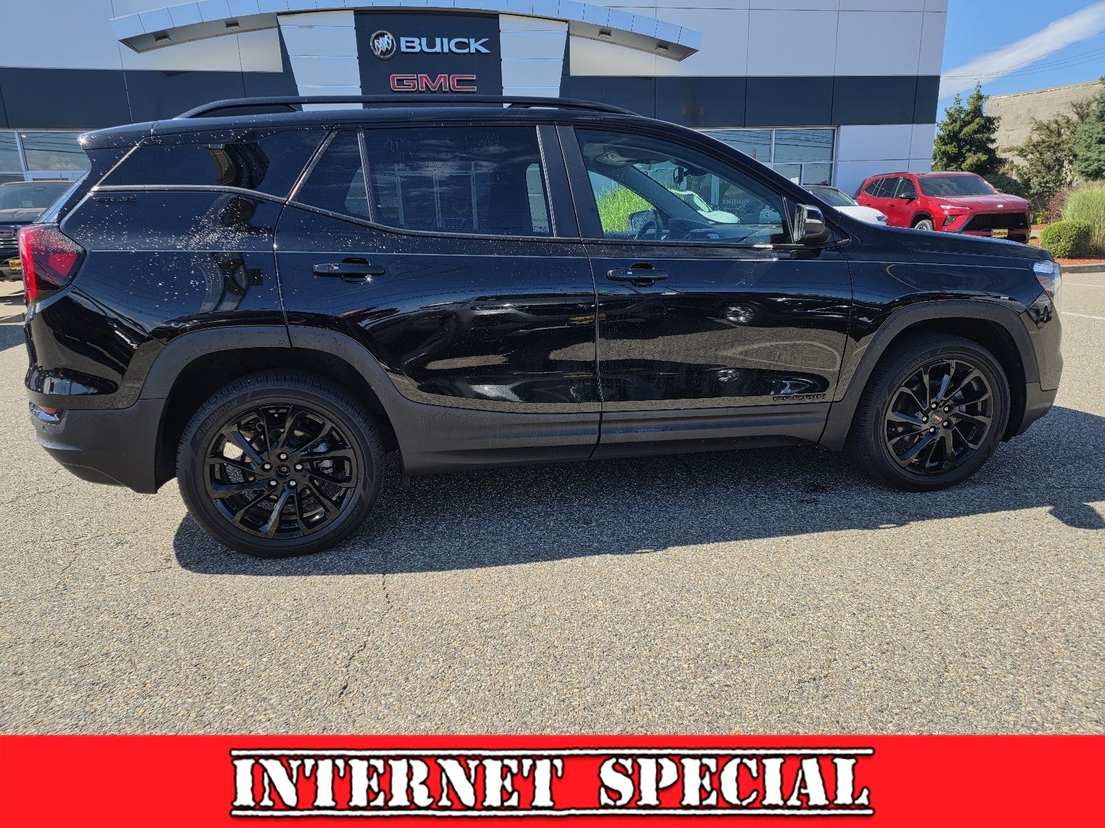 2023 GMC Terrain SLE