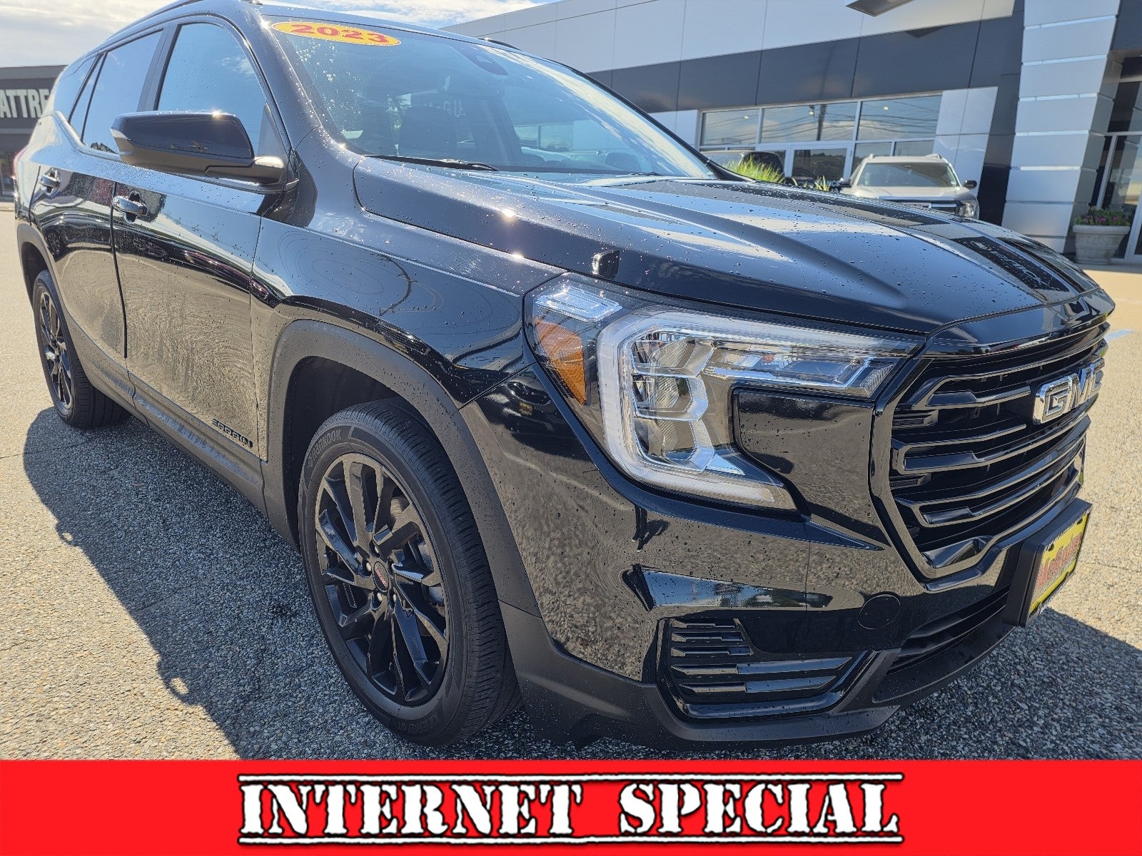 2023 GMC Terrain SLE