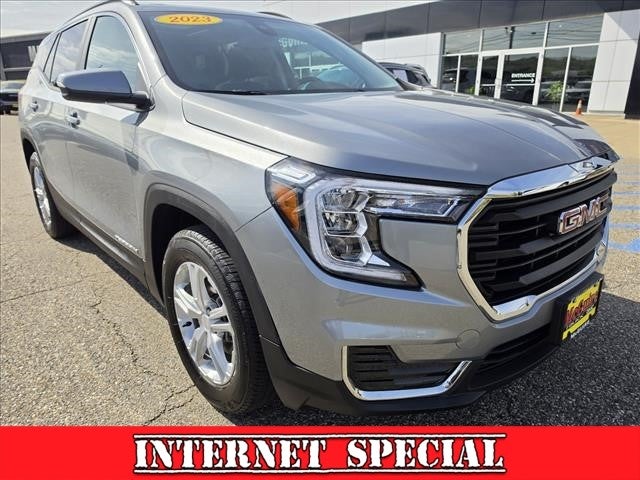 2023 GMC Terrain SLE