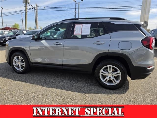 2023 GMC Terrain SLE