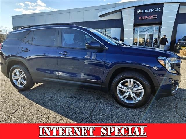 2023 GMC Terrain SLE