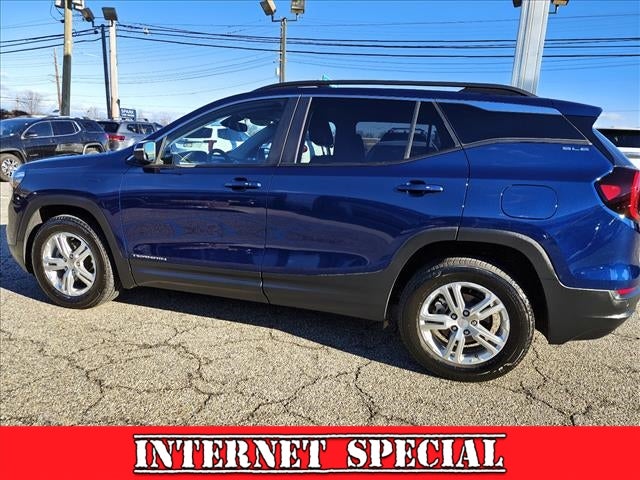 2023 GMC Terrain SLE