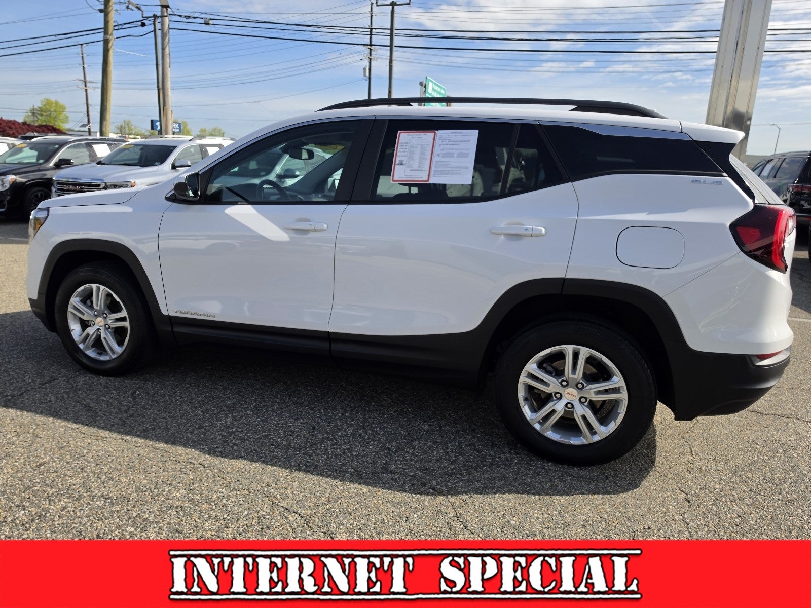 2023 GMC Terrain SLE