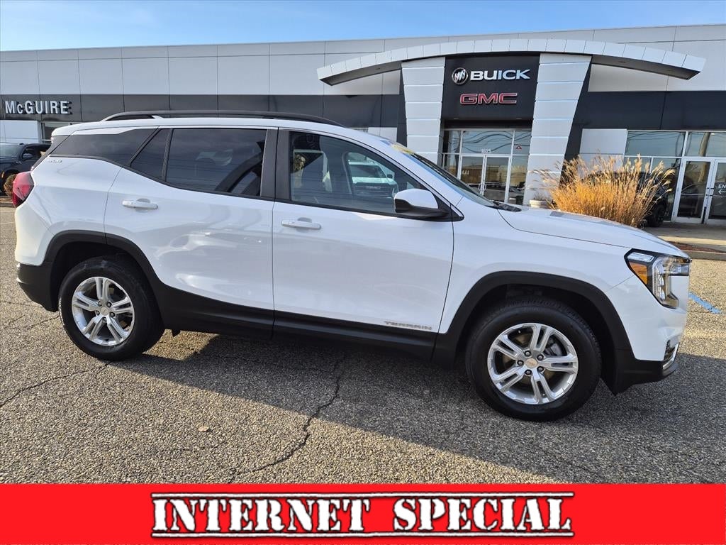 2023 GMC Terrain SLE