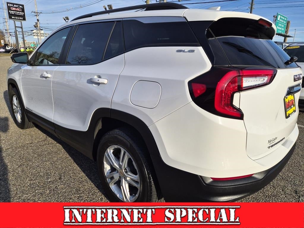 2023 GMC Terrain SLE