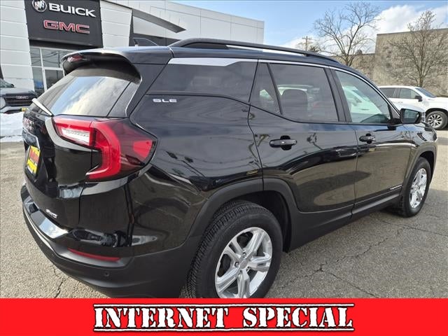 2022 GMC Terrain SLE