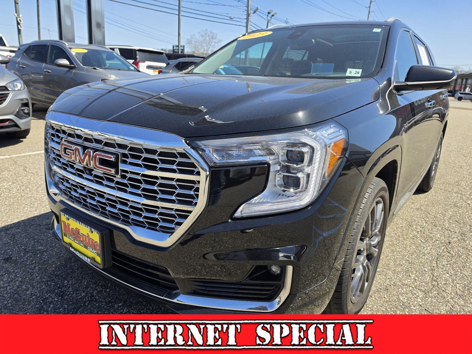 2023 GMC Terrain Denali