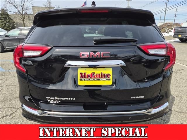 2022 GMC Terrain Denali