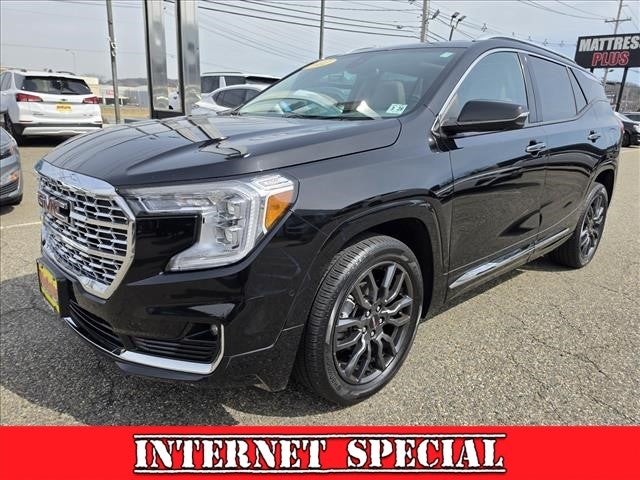 2022 GMC Terrain Denali