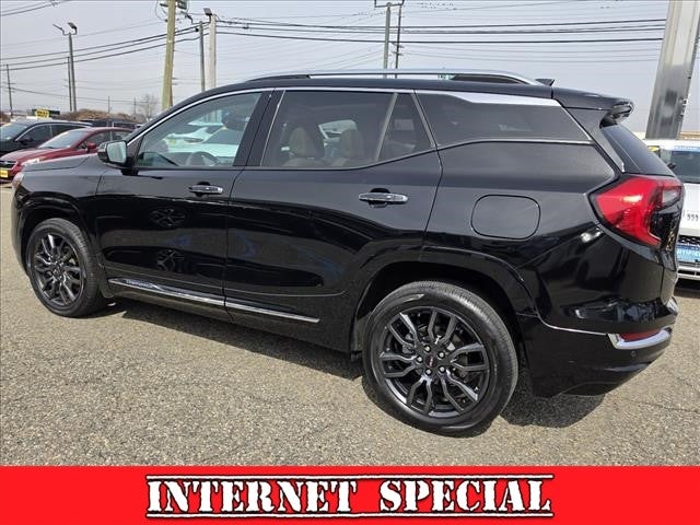 2022 GMC Terrain Denali