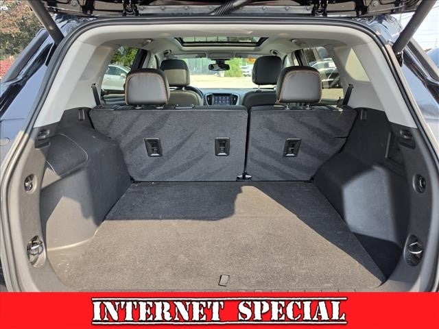 2023 GMC Terrain AT4