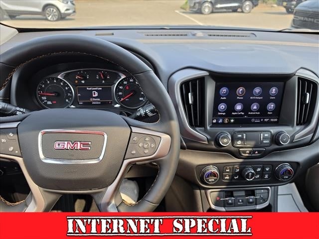 2023 GMC Terrain AT4