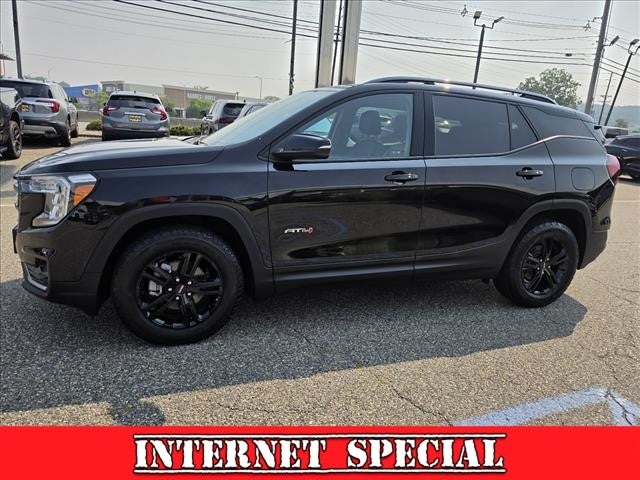 2023 GMC Terrain AT4
