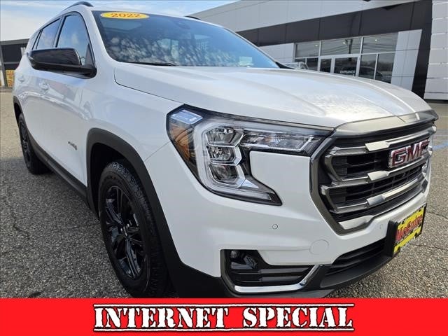 2022 GMC Terrain AT4