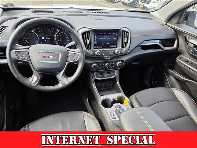 2022 GMC Terrain AT4